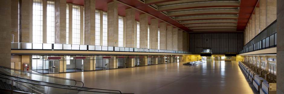 Tempelhof-Halle-Panorama-(web)