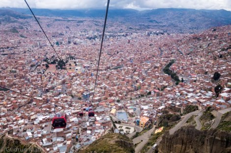 Blick herunter von der vor kurzem geöffneten Seilbahn